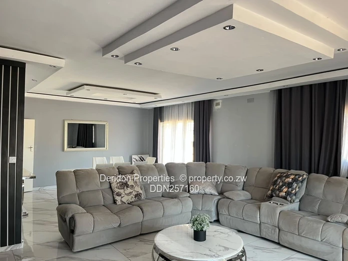 Gunhill 4-Bed Family Home on 2800 m² with Garden