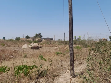 Commercial & Industrial Land