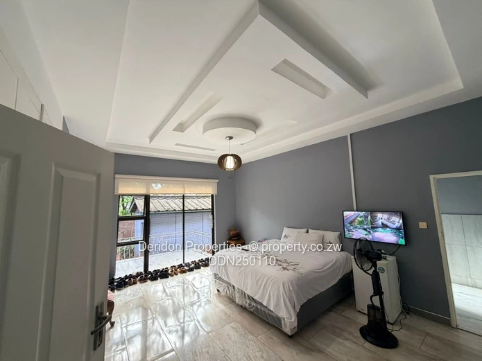 Modern 6-Bed Rolf Valley Home — Pool & Borehole