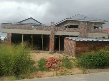 4 Bedroom Garden Flat