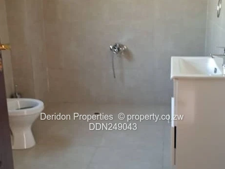 Shawasha Hills: 5-Bed Family Home with Pool & Borehole