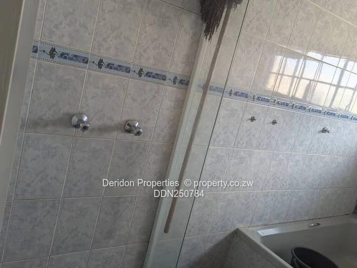 5-Bed Damofalls Home — Gated, Modern Kitchen & Yard (Sole Mandate)
