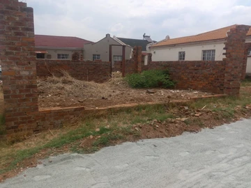 Stands & Residential Land