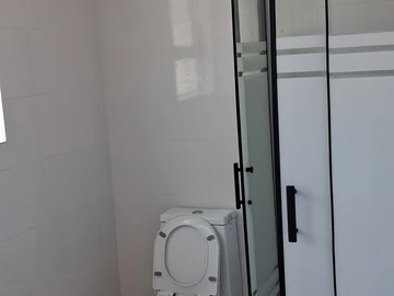 4 Bedroom Garden Flat