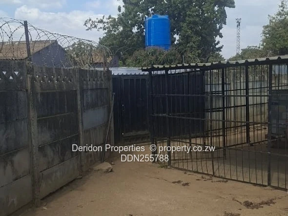 Cozy 3-Bed Home in Budiriro 1