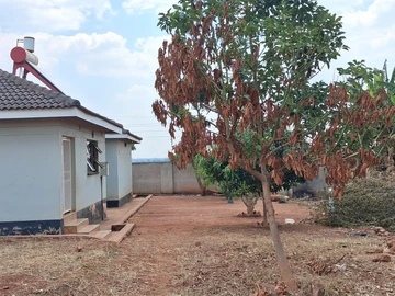 6 Bedroom House