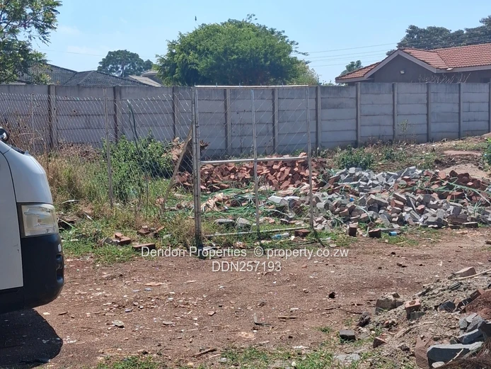 825 m² Westgate Stand — Walled, Development-Ready