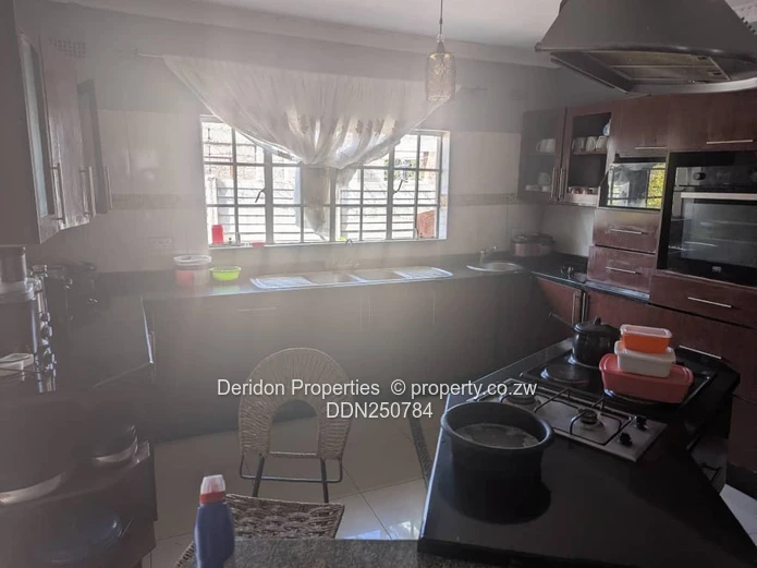 5-Bed Damofalls Home — Gated, Modern Kitchen & Yard (Sole Mandate)