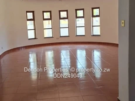 Shawasha Hills: 5-Bed Family Home with Pool & Borehole