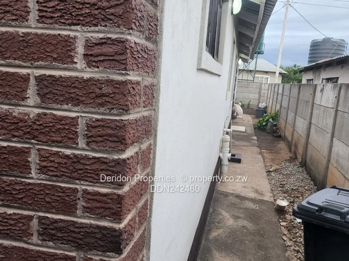 House to Let in Glen Norah