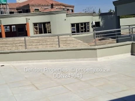 Shawasha Hills: 5-Bed Family Home with Pool & Borehole