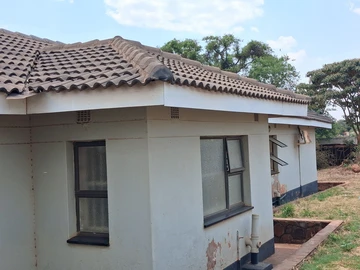 6 Bedroom House