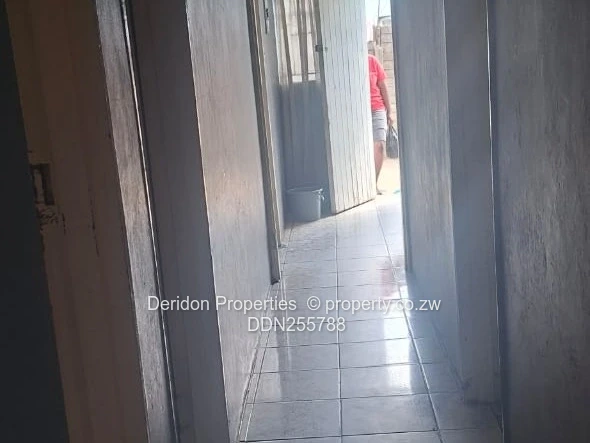 Cozy 3-Bed Home in Budiriro 1